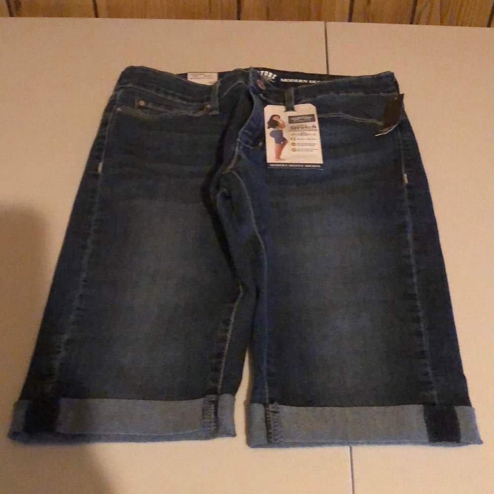 Brand Levi signature jeans